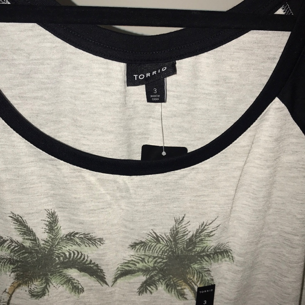 Blouse - Picture 3 of 4